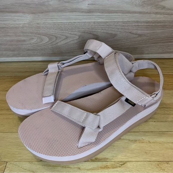 Teva Women's Flatform Universal Sandals - Size 11 - Picture 1 of 8